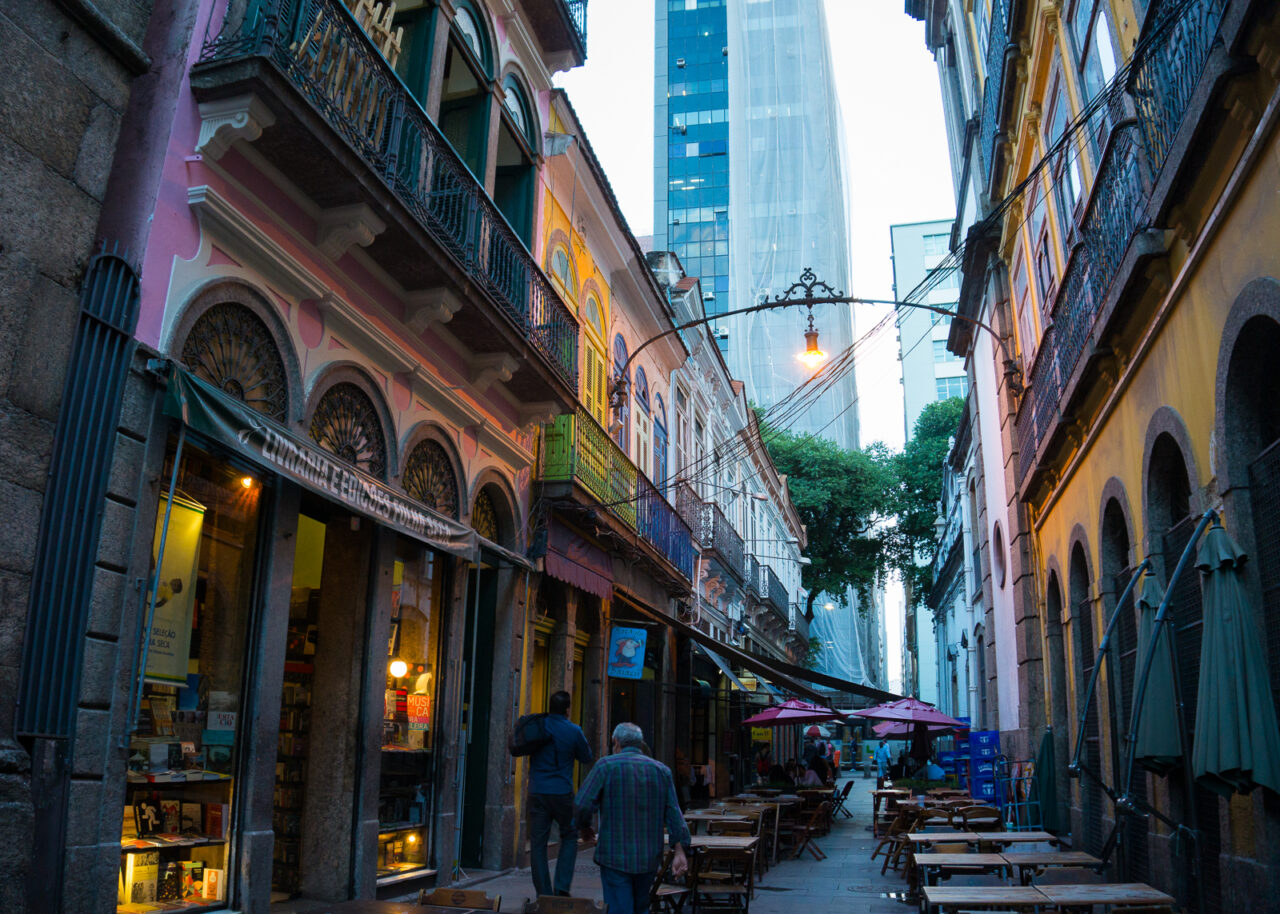 centro-rio-de-janeiro-1280x914-1 Street in Centro Rio de Janeiro